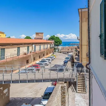 Casa Al Castello Apartment *